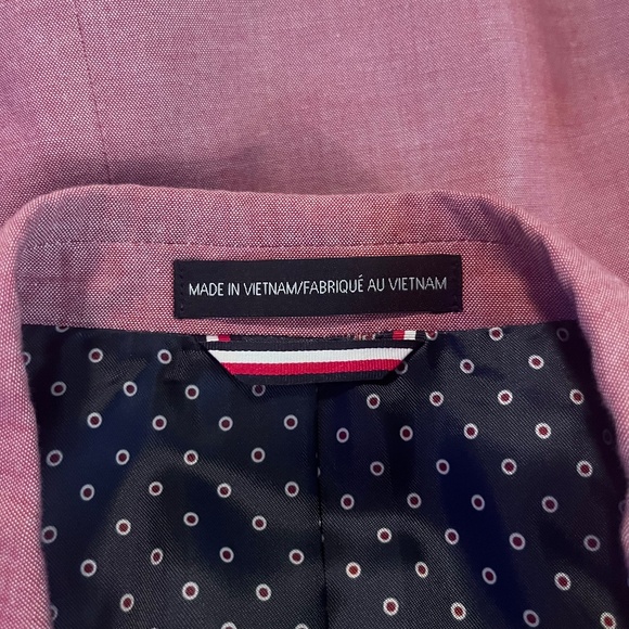 NWOT Tommy Hilfiger Men's Red Long Sleeve Blazer Size 38R - Picture 3 of 4